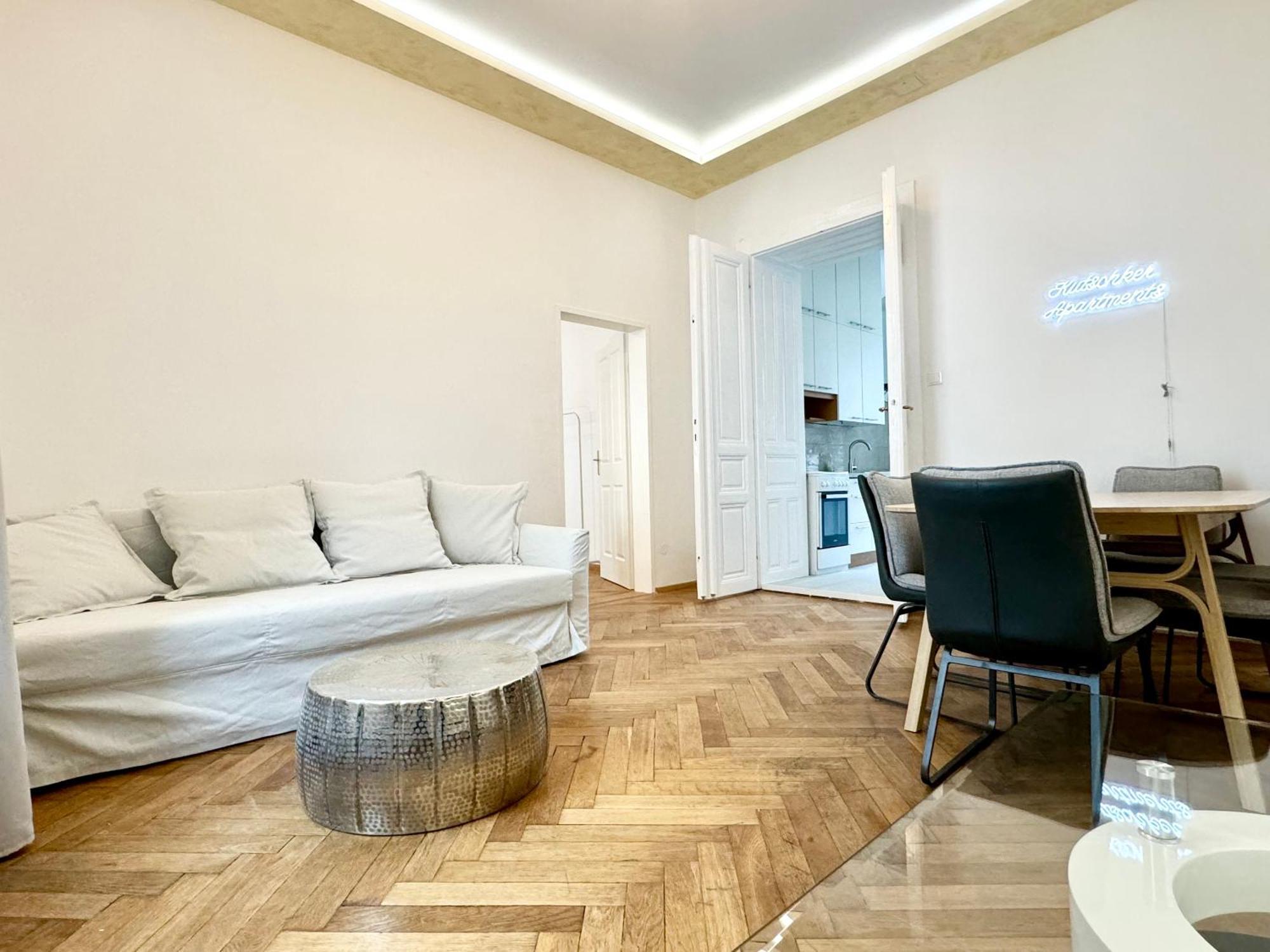 Luxury Apartment At Famous Vienna Kutschkermarkt Экстерьер фото