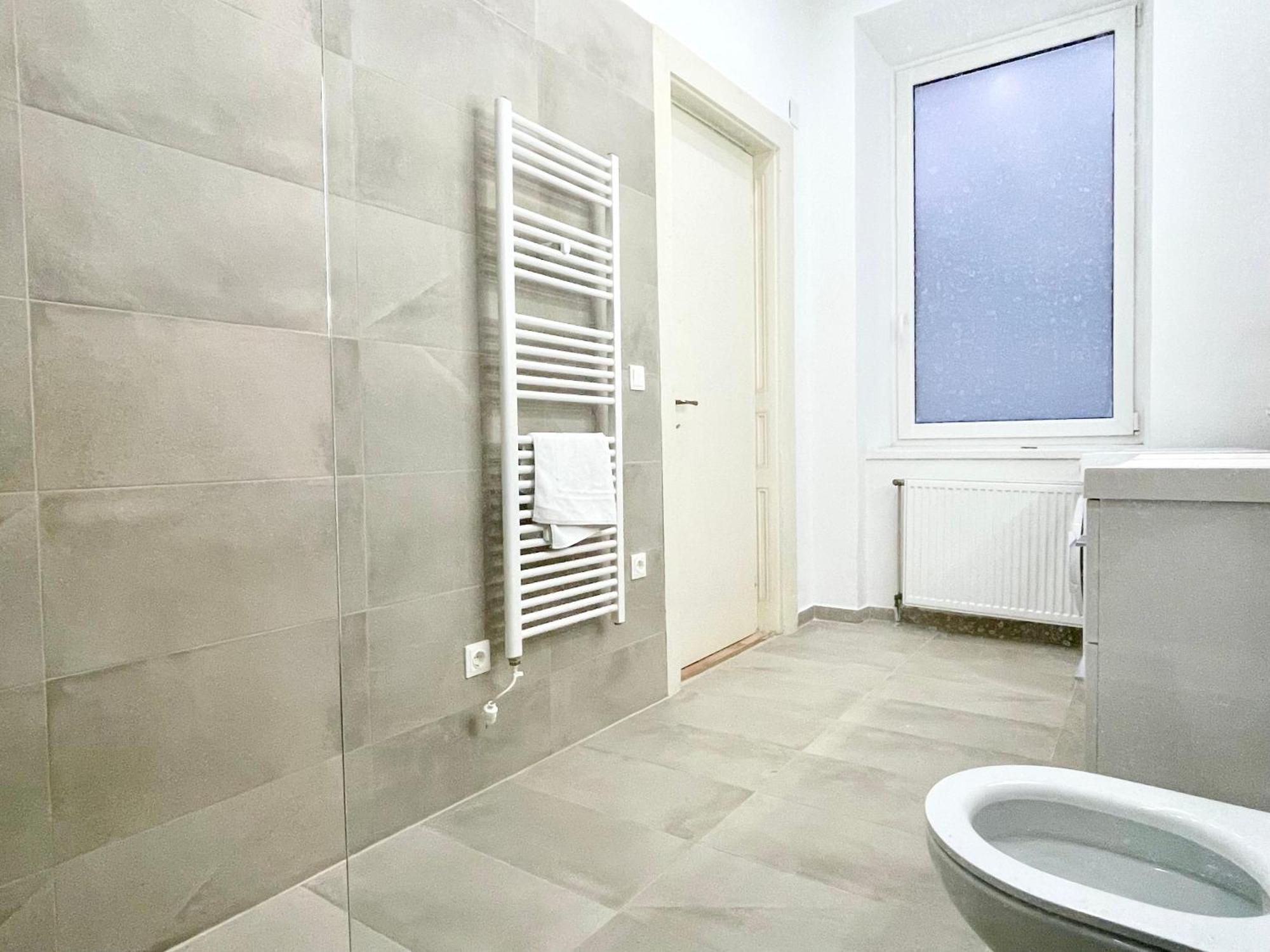 Luxury Apartment At Famous Vienna Kutschkermarkt Экстерьер фото